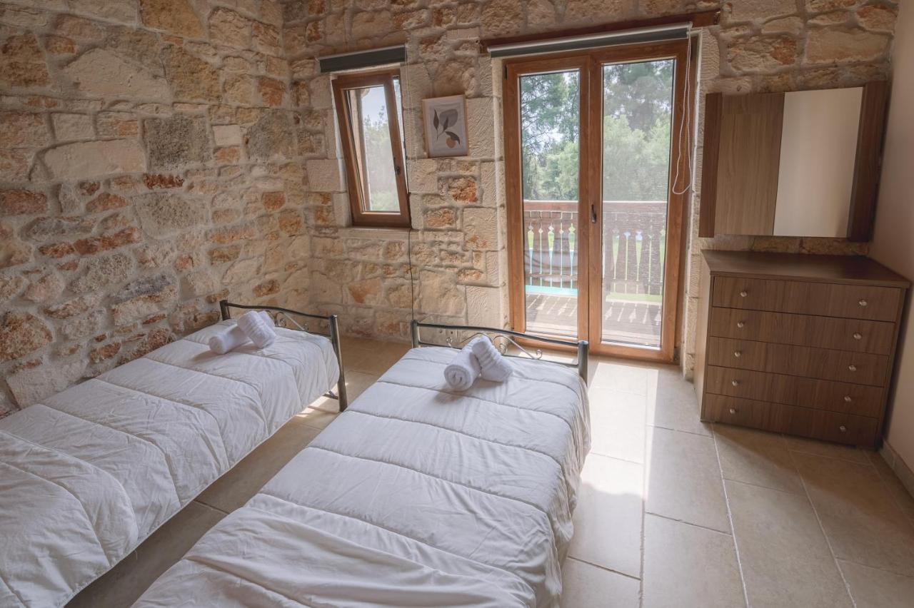 Stone Made Private Pool Villas Kriopigi Exterior photo