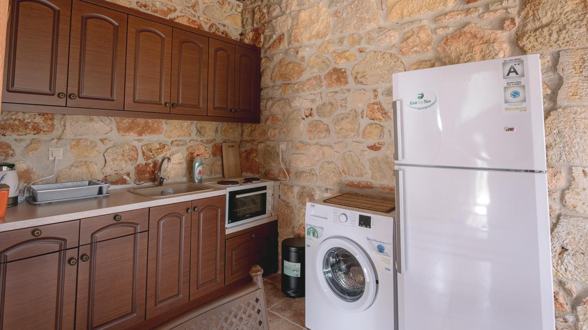 Stone Made Private Pool Villas Kriopigi Room photo