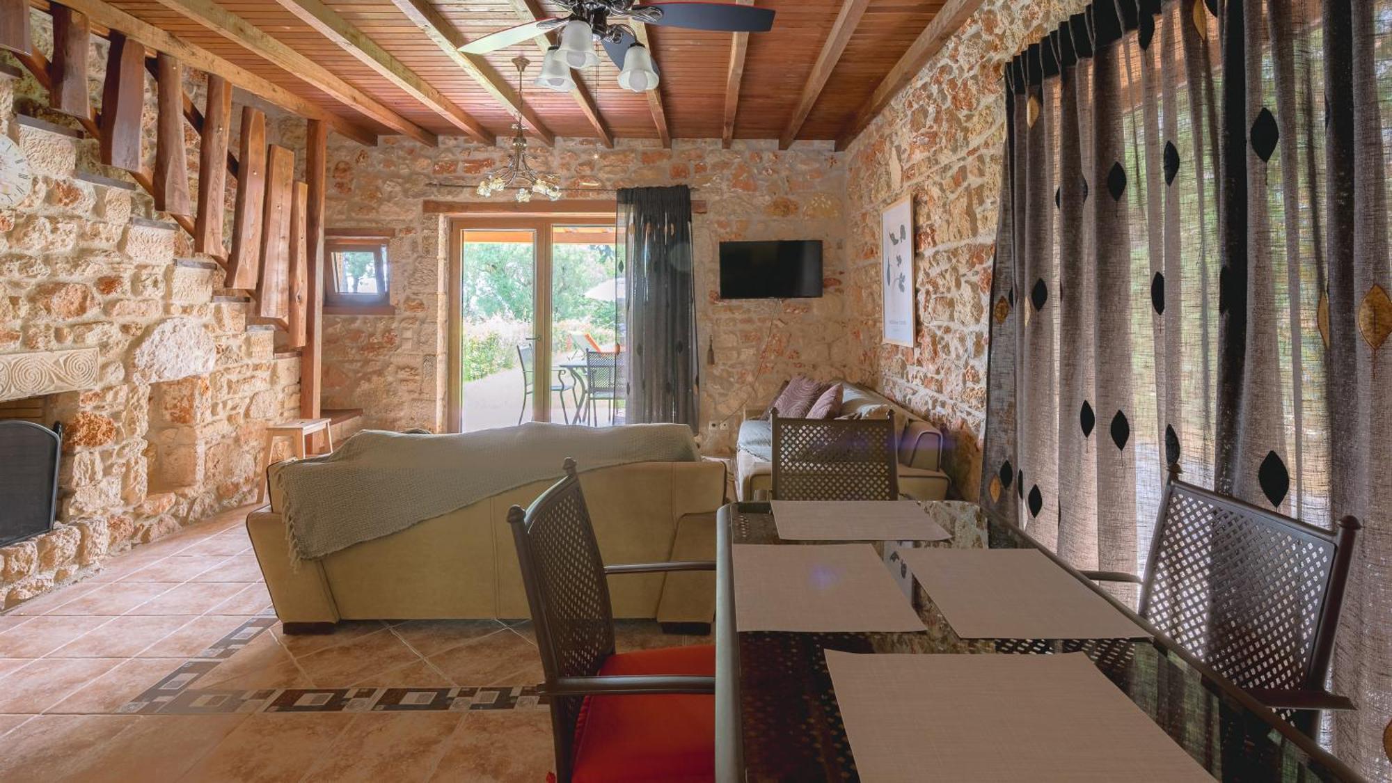 Stone Made Private Pool Villas Kriopigi Room photo